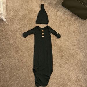 Caden Lane Forest Green bamboo knot gown & hat